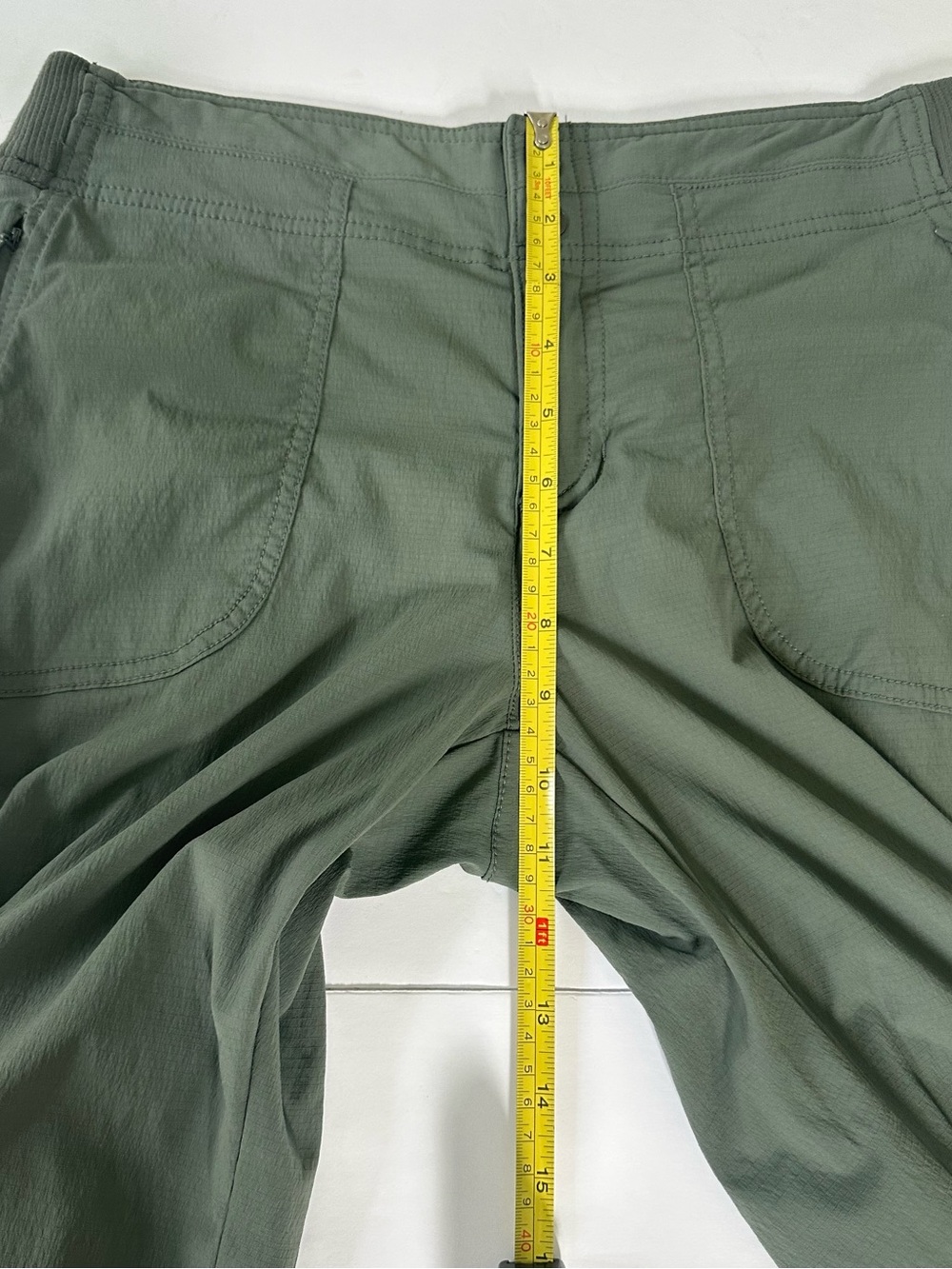 Athleta Trekkie North Straight Leg Outdoor Pant 6 Olive Green Hiking Ripstop EUC - Picture 10 of 11